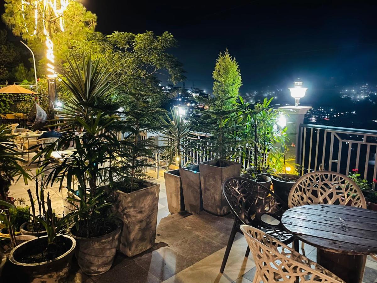 House Of Lights Hotel Солан Екстериор снимка