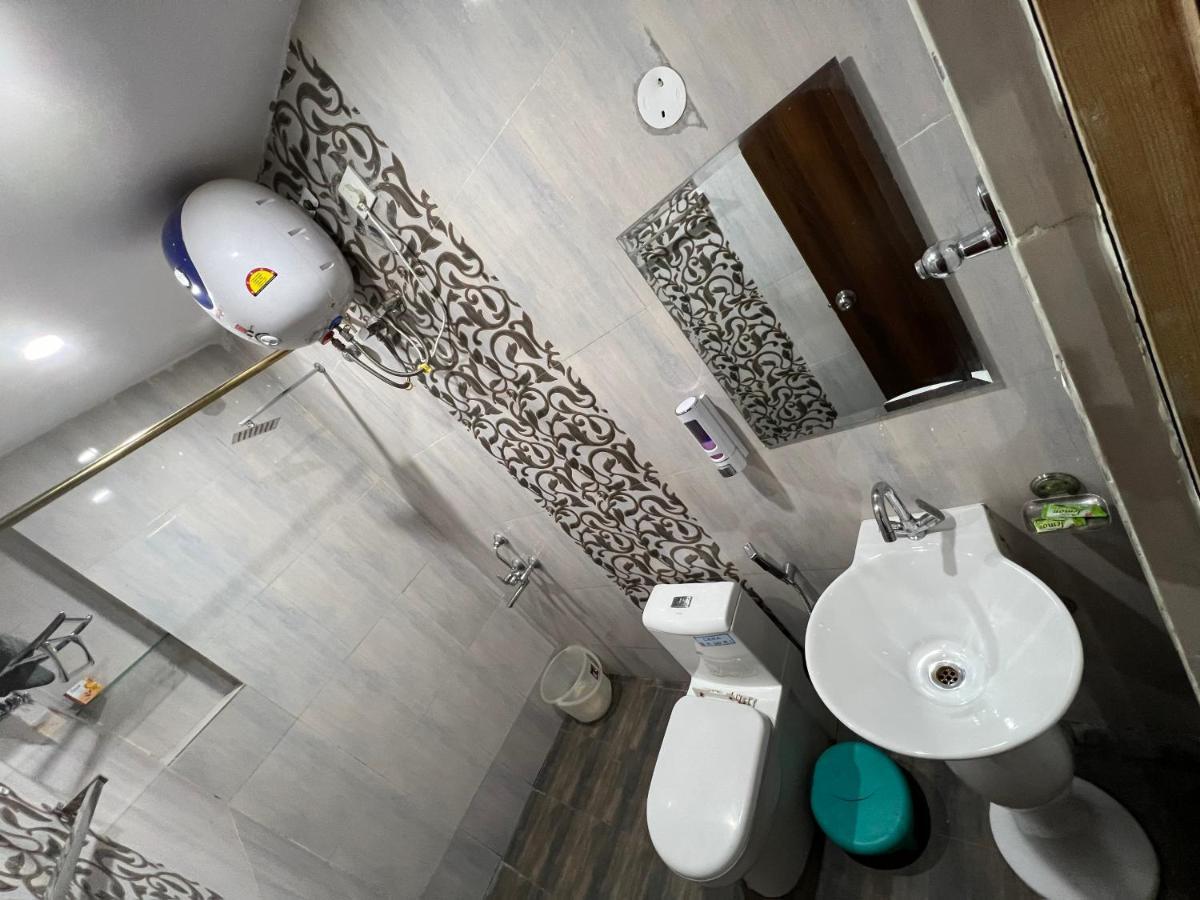 House Of Lights Hotel Солан Екстериор снимка